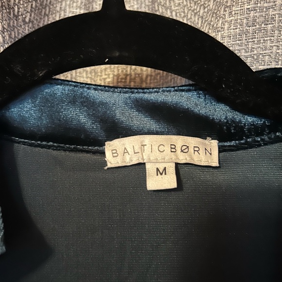 Velvet Wrap Dress- Jade - Picture 2 of 6